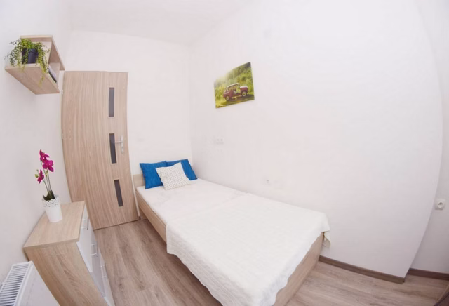 Beautiful single room in the very center, Nowy Kleparz, Długa
