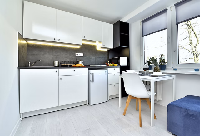 LUTOMIERSKA 125 MANUFAKTUR STUDIO 3