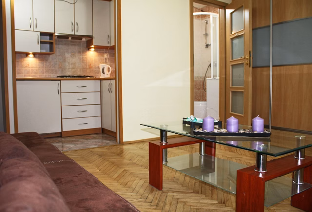 Powstańców Wielkopolskich 8, studio apartment