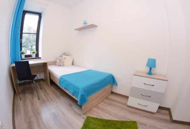 Przestronny pokój jednoosobowy w centrum tuż przy Nowym Kleparzu (6)
