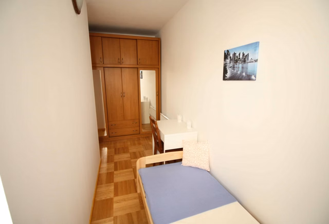 Pokój 1-osobowy  nr 4 Modzelewskiego