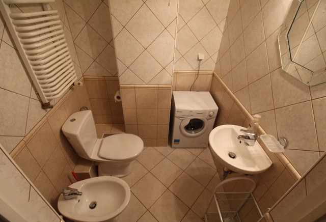 Pokój 1-osobowy  nr 5 Modzelewskiego