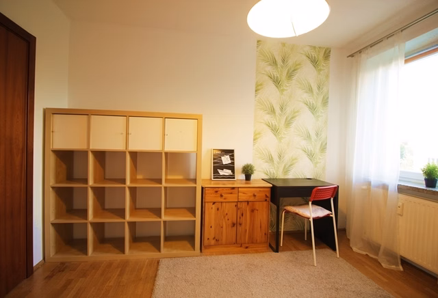 Pokój 1-osobowy niedaleko metra i uczelni 