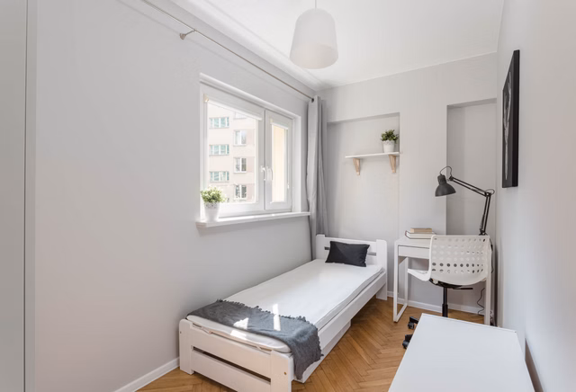 Single room, Ogrodowa Street