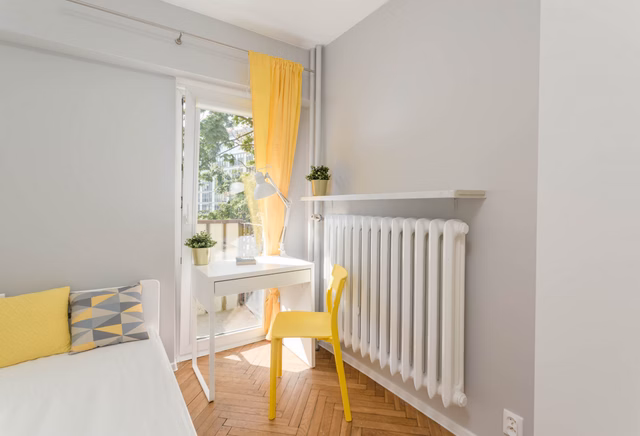 Single room, Ogrodowa Street