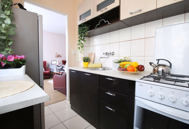 Wioślarska 13, studio apartment