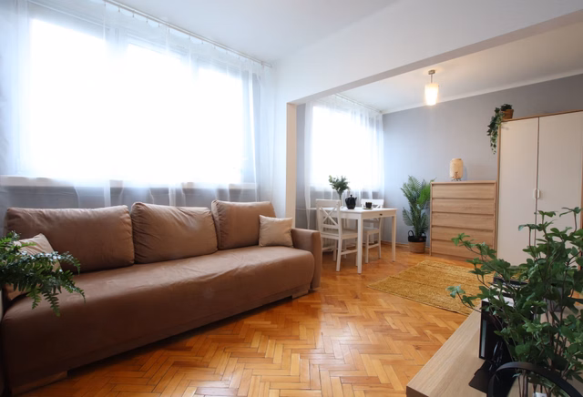 Krzemieniecka 16A, studio apartment
