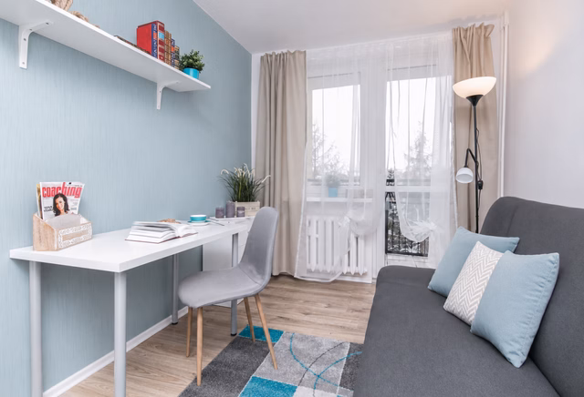Pokój 1-osobowy z balkonem nr 3, przy ul. Burgaskiej 9D