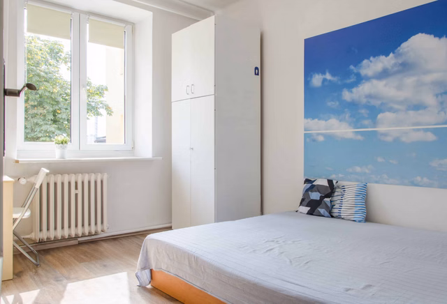 Single room no. 2 ul. Piotrkowska 134/Sienkiewicza