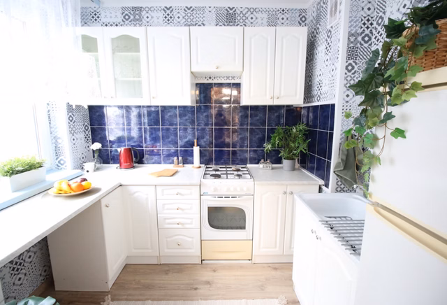 Kostki Napierskiego 5, studio apartment