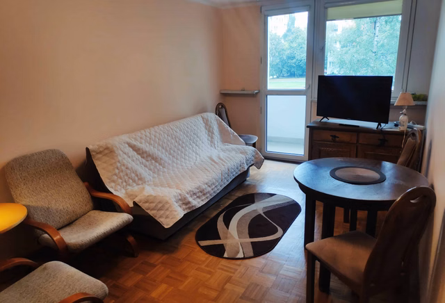 Pokój 1-osobowy w okolicach Magnolii z balkonem!
