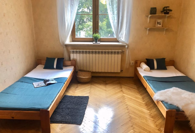 al. Słowackiego 60/3 (miejsce w Pokoju 2-osobowym Nr 1)
