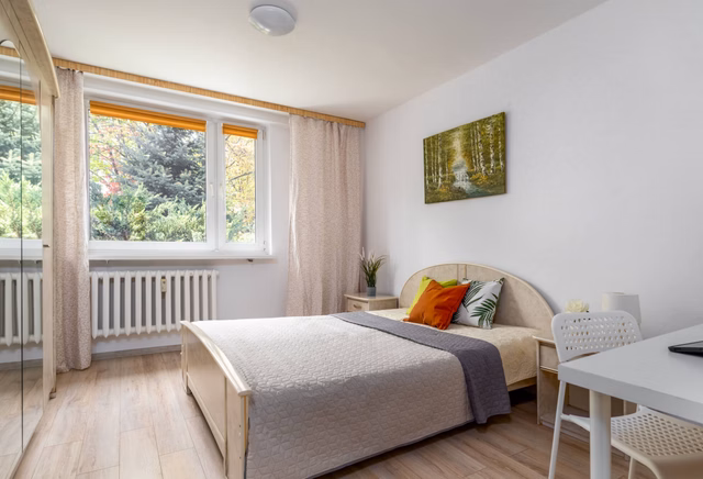 A room in a 3-room apartment in Bemowo, room no. 3