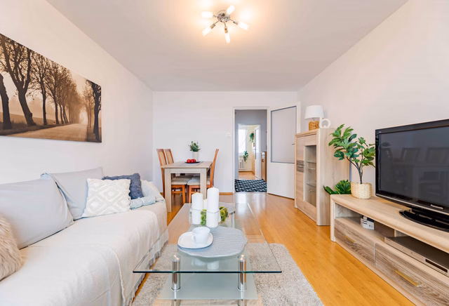 A spacious, two-room apartment with a great view, ODYŃCA 66