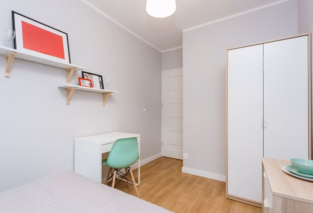 Domaniewska 17/19 - Single room no. 2