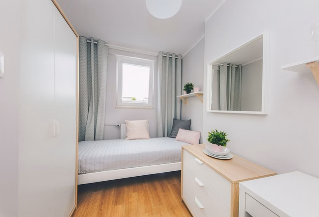 Gierymskiego 3, single room no.5