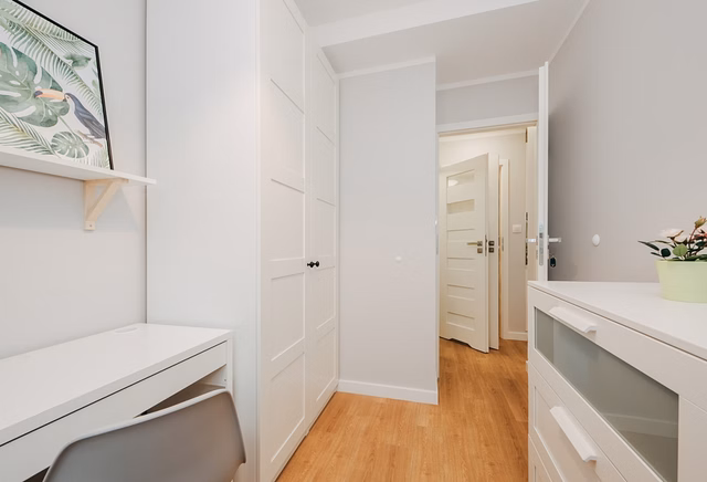 Domaniewska 13/15, single room no.3