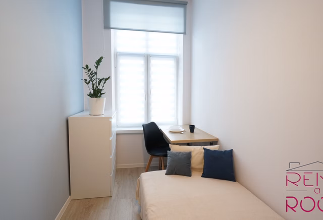  Room 4 Więckowski with a private kitchenette
