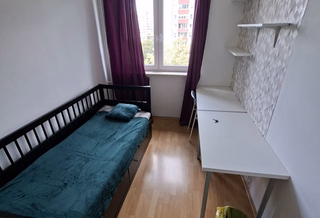 Pokój jednoosobowy #4 przy ul. Langego 6