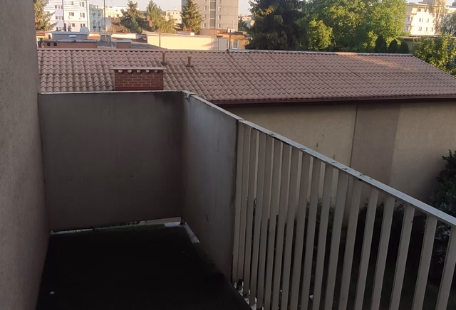 Pokój 3 przy ul. Śląskiej 64C w Gdańsku