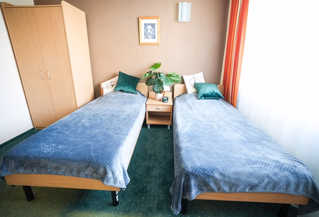 401 - Pokój Dwuosobowy Standard 14m2 Tylko dla kobiet