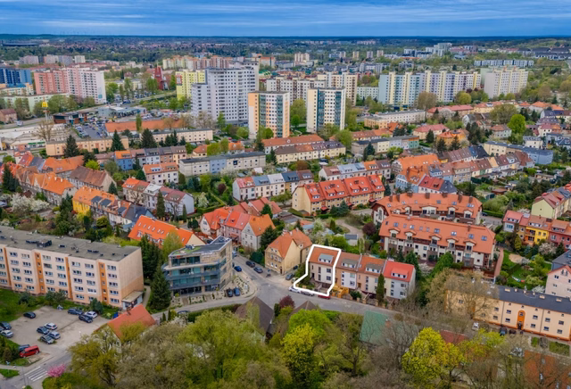 Оренда будинку - 7 кімнат