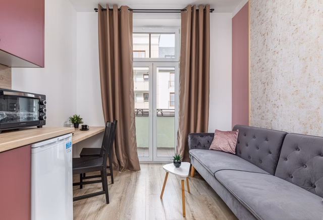 | Studio ul. Emilii Plater | BALKON |