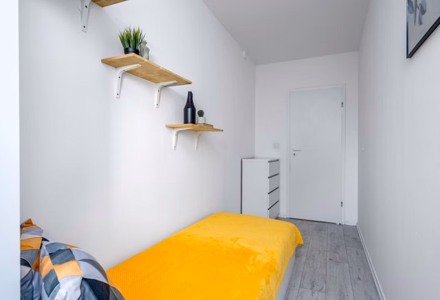 Room no. 1. right next to SGGW/Vistula