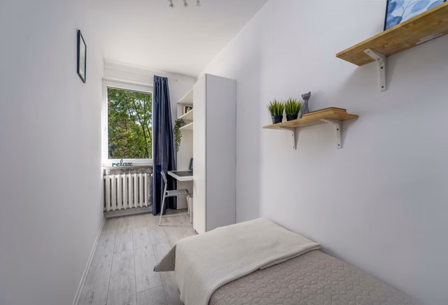 Room no. 4. right next to SGGW/Vistula