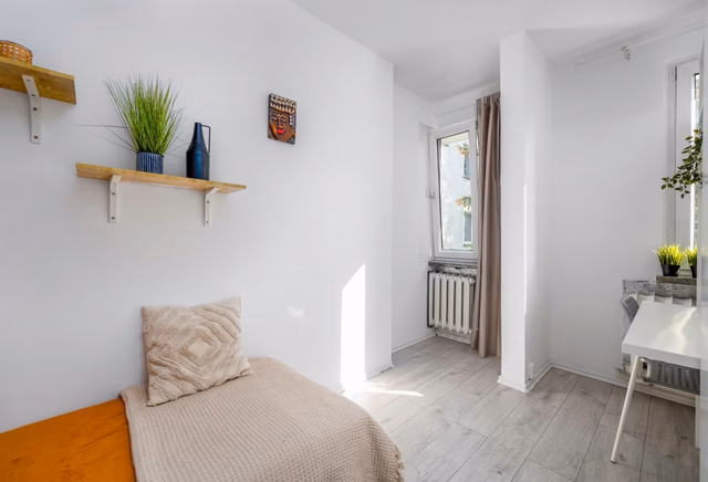 Room no. 5. right next to SGGW/Vistula