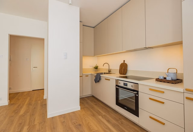 Studio | 30.9 m2 | Ogród | Internet w cenie | Bezpośrednio | SWPS
