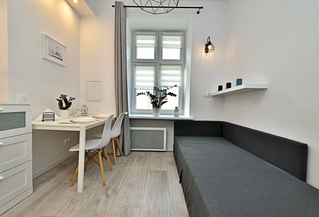 ŻWIRKI 20  POLITECHNIKA, FABRYCZNA, STUDIO NR 1.