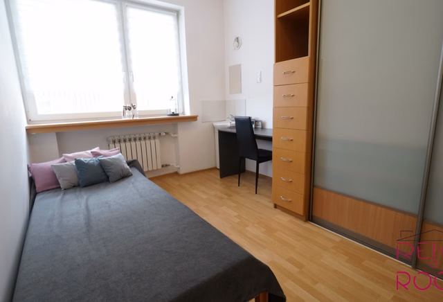 TARNINOWA 1 RADOGOSZCZ Pokój jednoosobowy NR 16 z umywalką