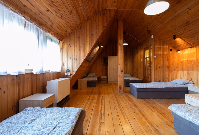 5-osobowy pokój nr 5, Osowa