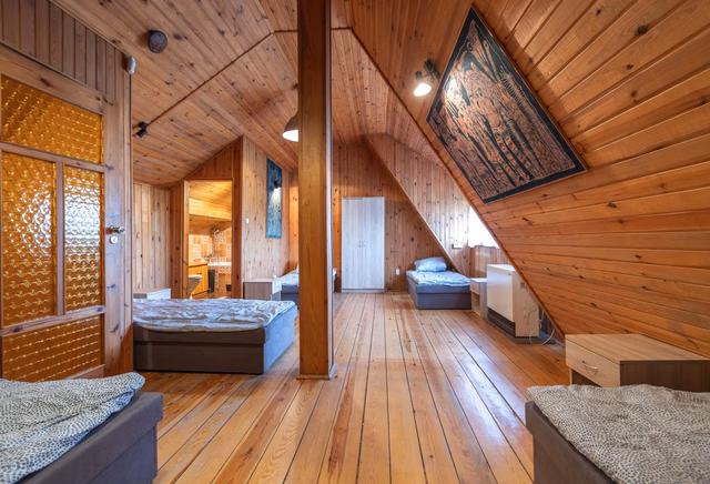 5-osobowy pokój nr 5, Osowa