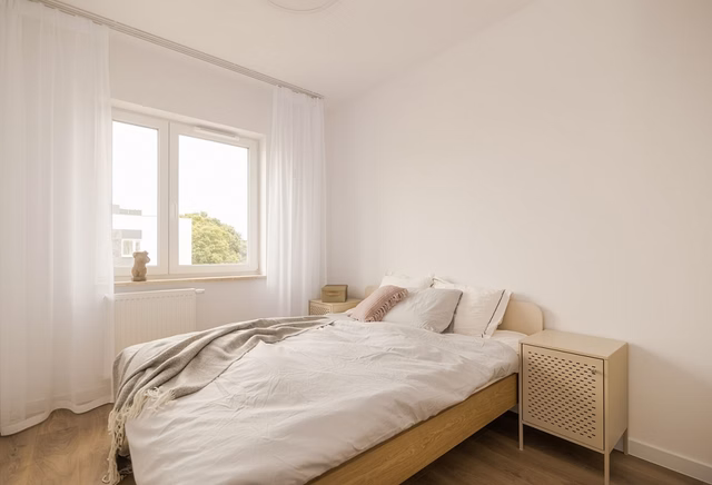 2-pokojowe | 33.04 m2 | Balkon | Internet w cenie | Bezpośrednio