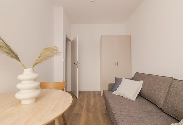 2-pokojowe | 32.95 m2 | Balkon | Internet w cenie | Bezpośrednio