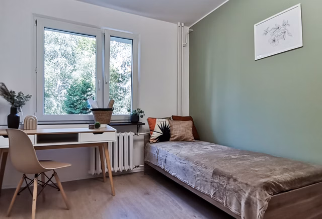 os. Dywizjonu 303 - Pokój jednoosobowy obok AKF (5)
