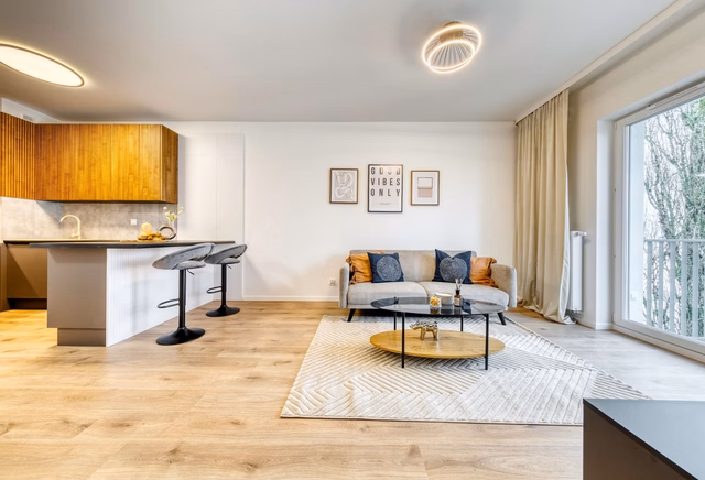 40m2/ 2 pokoje/ Bohaterów Kragujewca