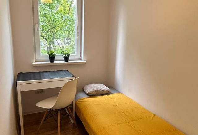 Single room #3 at Tołstoja 1 Street