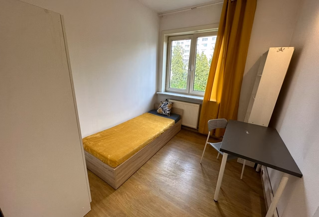 Pokój jednoosobowy #9 przy ul. Wita Stwosza 17a [DLA MĘŻCZYZN]