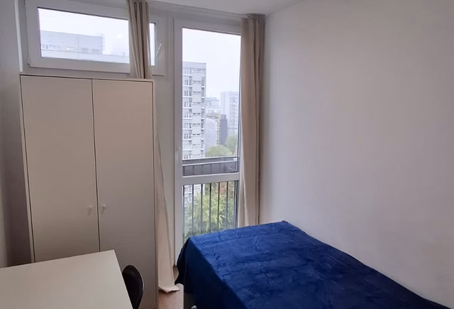 Single room #3 at Krochmalna Street 3
