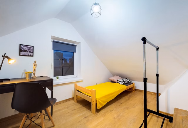 Pokój jednoosobowy – ul. Dobrego Pasterza 99A (4)