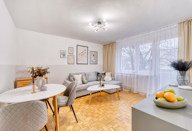 50 m²/ 3 pokoje/ Grabowa