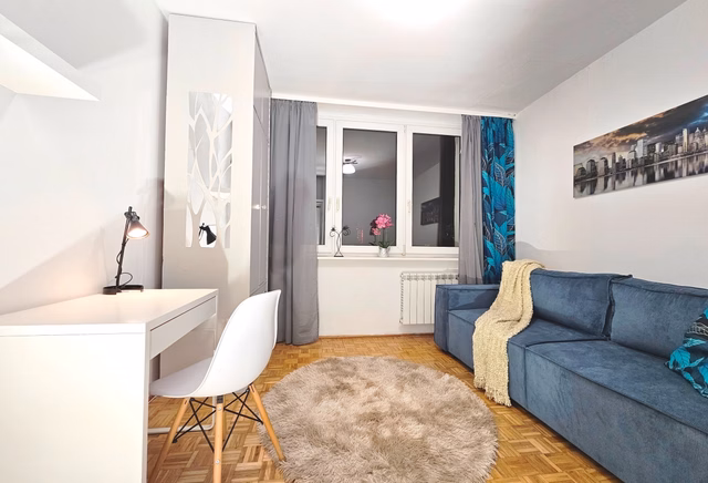 Pokój w 3 pokojowym mieszkaniu Centrum Przy Arkadii