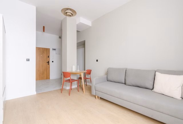 Studio apartment no. 33, 143A Piotrkowska Street