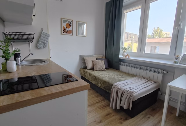 Kawalerka, ul. Wiejska, blisko Capgemini, Tauron Arena (11)
