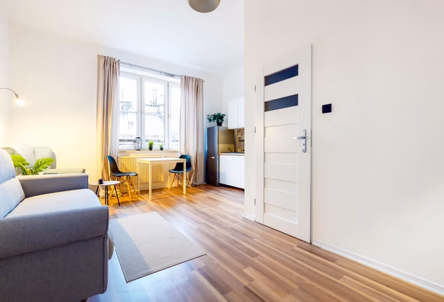 Kawalerka (3) w centrum Krakowa Kleparz, ul. Kolberga | AGH UJ UEK