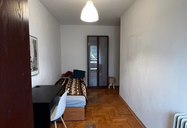 Pokój 1 os z balkonem ul. Pachońskiego 4 (5) od 1/09 PK, UR, UEK, AGH