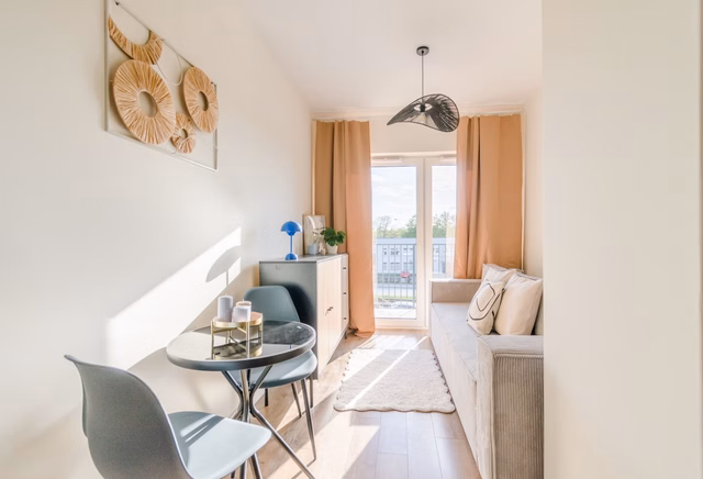 2-room apartment, 125 1 Maja Street